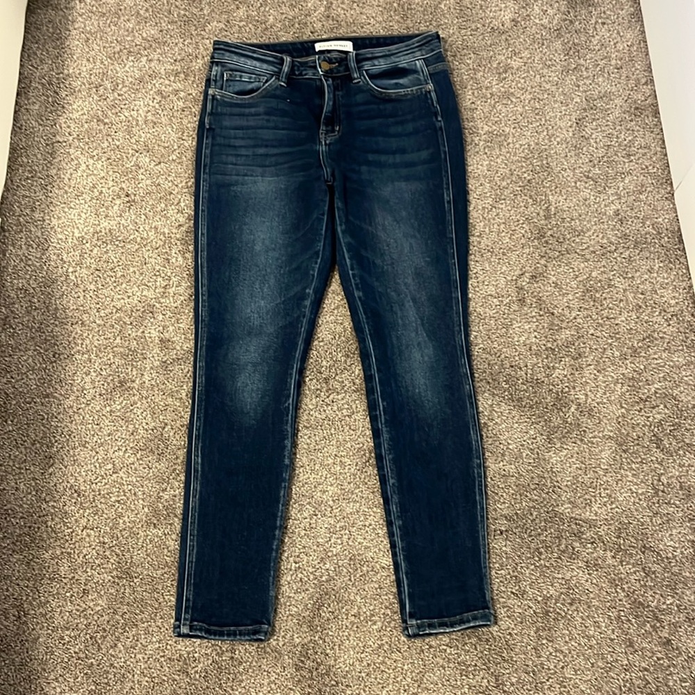 Flying Monkey Women’s Jean Size 27